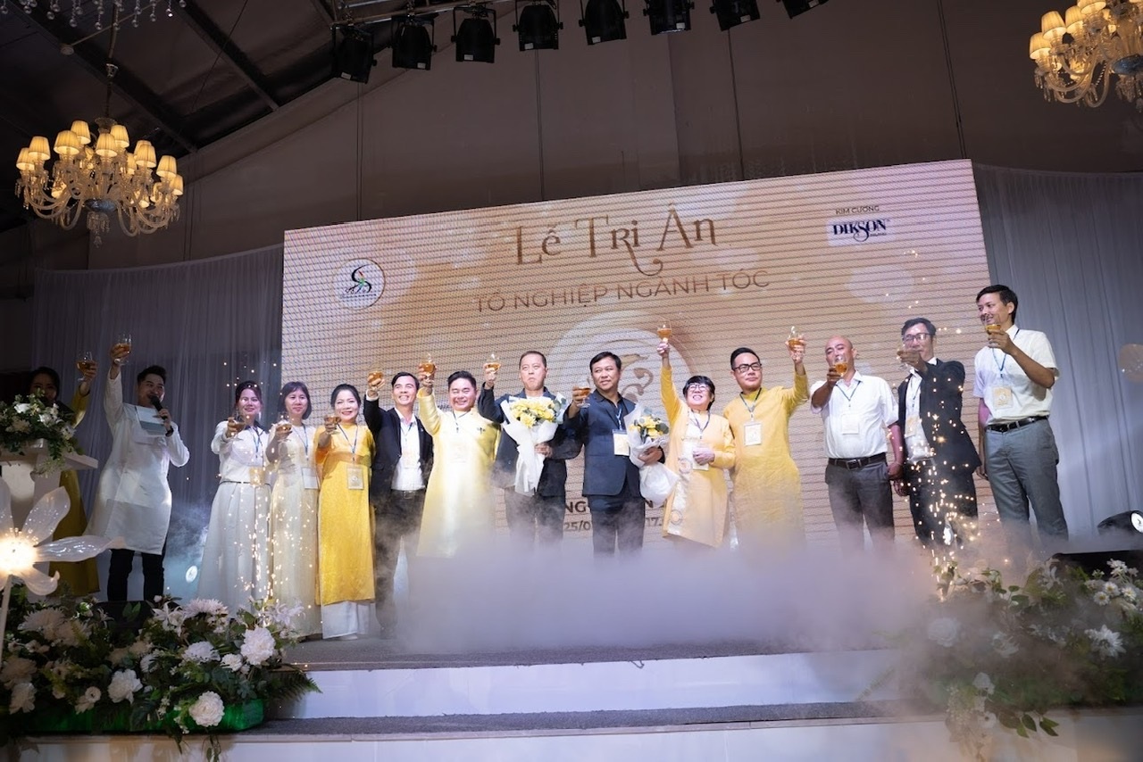 giỗ tổ ngành tóc